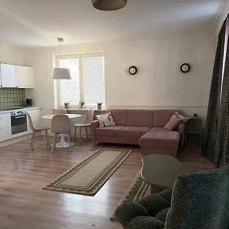 Cozy In Saska Kepa In ורשה
