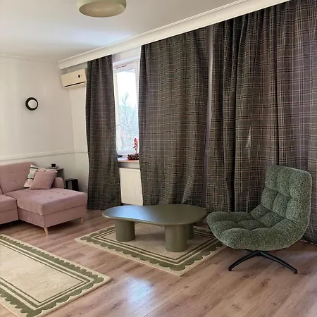 Cozy In Saska Kepa In ורשה